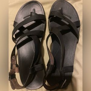 Olukai Women’s Sandals